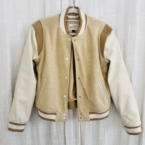 Universal Thread Jackets & Blazers - Women's Tan and Cream Varsity Jacket